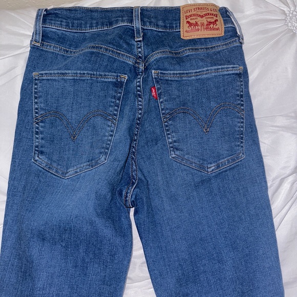 Levi jeans - Picture 2 of 4